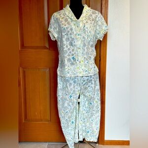 KAY ANNA sS ltwt PJ set Perfect summer PJ’s Celery w/blue & grn floral+Ruffles